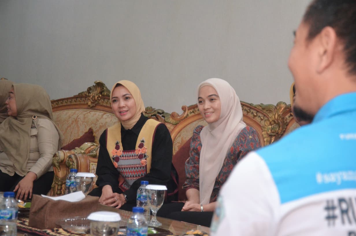 Wulan Mirza Sambut Kepulangan Camelia, Anak Pringsewu yang Terlantar di Negeri Jiran